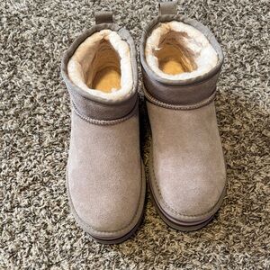 Cozy Tan Suede Ankle Boots never worn